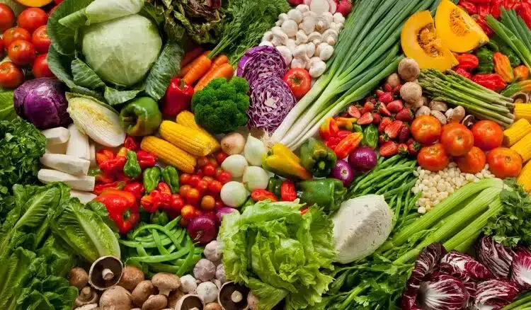 Assortiment de légumes bons pour les yeux et la santé visuelle